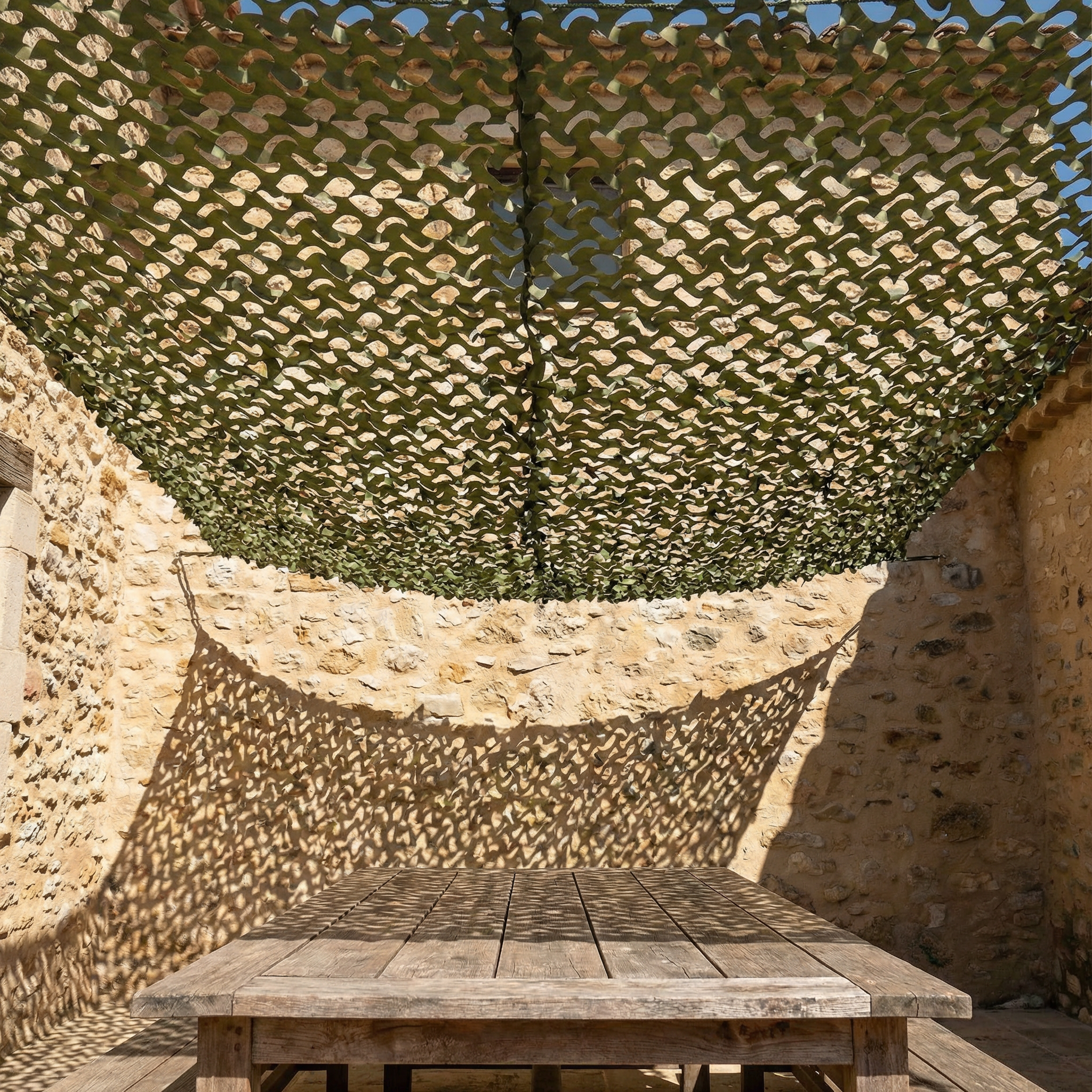 Filet de camouflage renforcé militaire pour terrasse et jardin - Style woodland