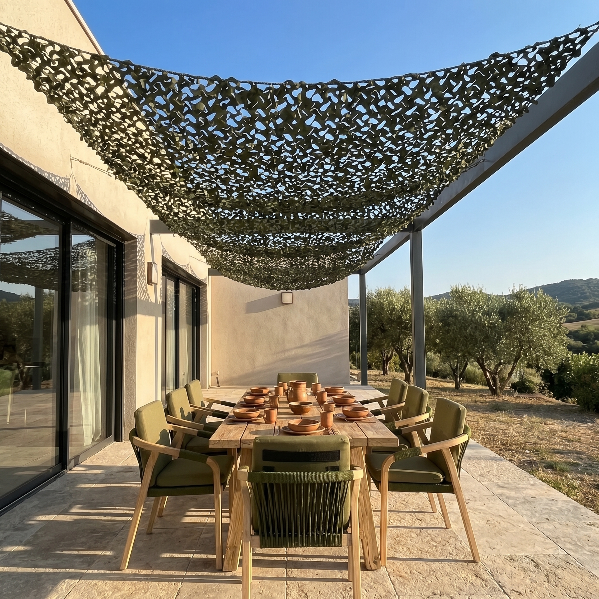 Filet de camouflage renforcé vert pour terrasse et jardin arboré - Canopée naturelle