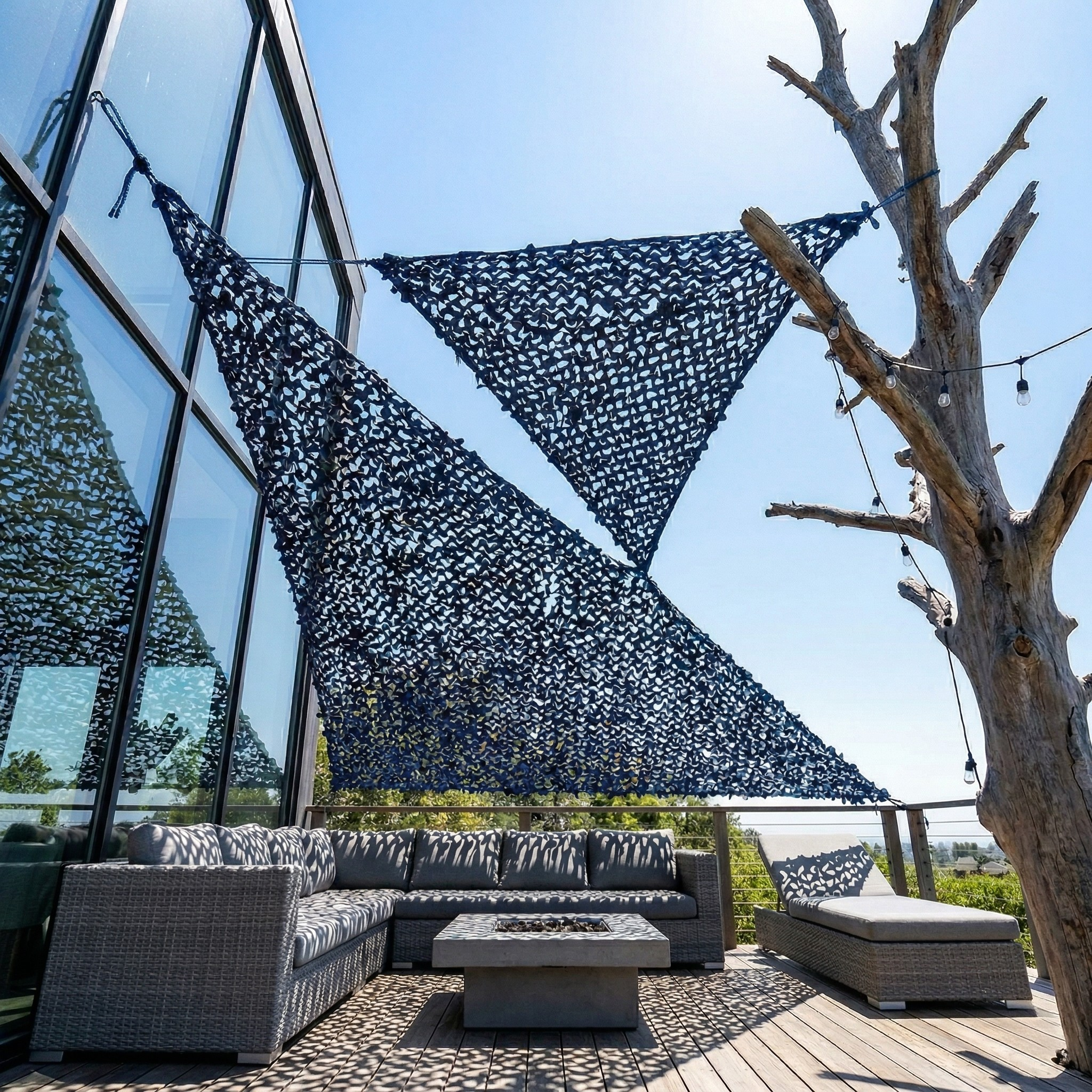 Filet de camouflage triangulaire bleu pour terrasse et bord de piscine - Ambiance marine