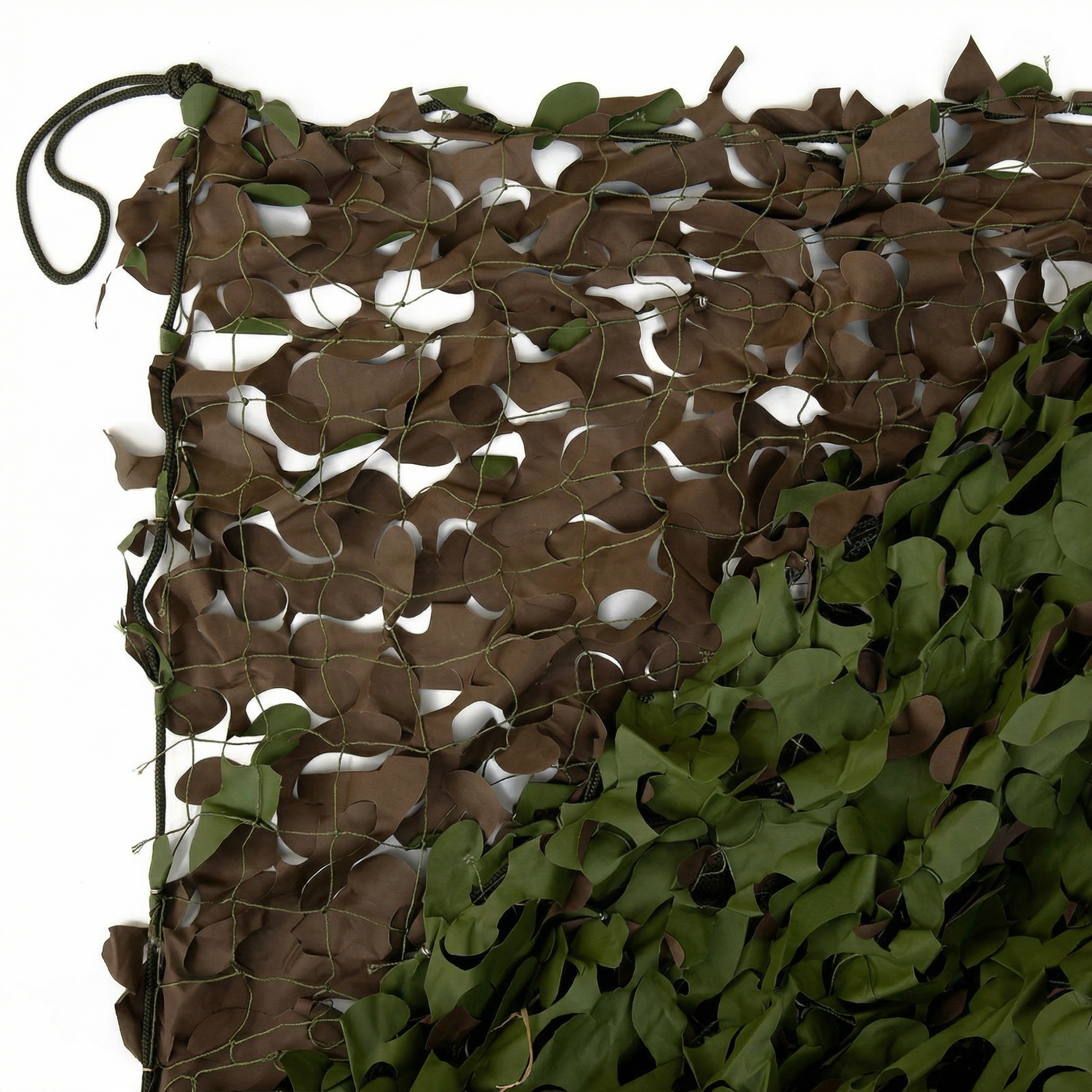 Échantillon de filet de camouflage renforcé Camofil pour tester la matière et la couleur avant achat.
