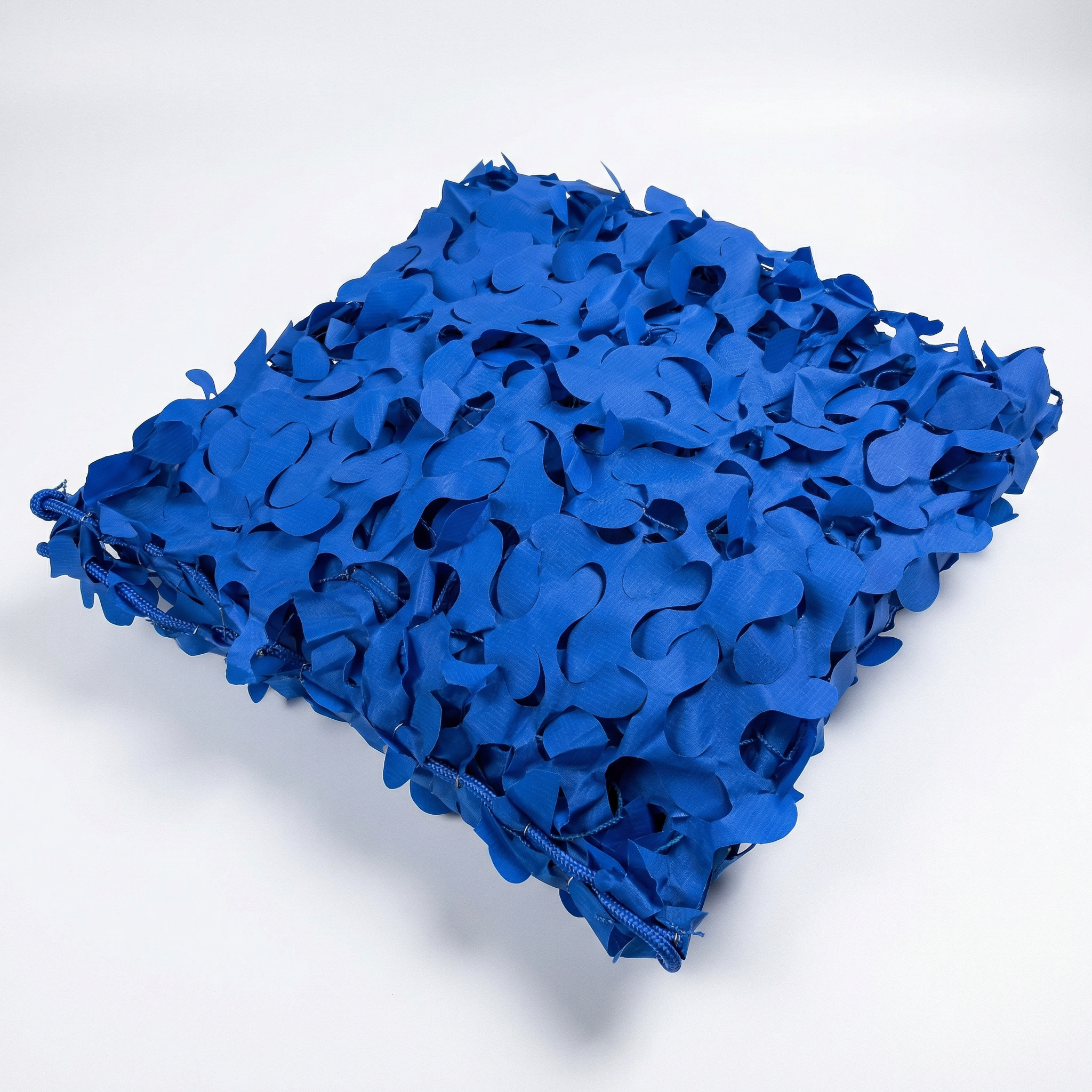 Filet de camouflage triangulaire bleu pour terrasse et bord de piscine - Ambiance marine